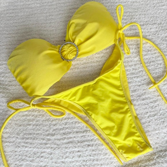 Etam Other - ETAM Xs Yellow Bikini with Rhinestone Accent